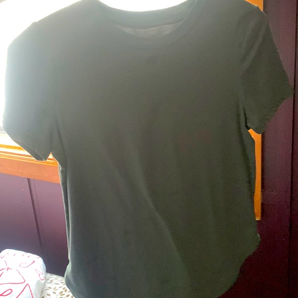 Army green top very soft - Picture 1 of 2